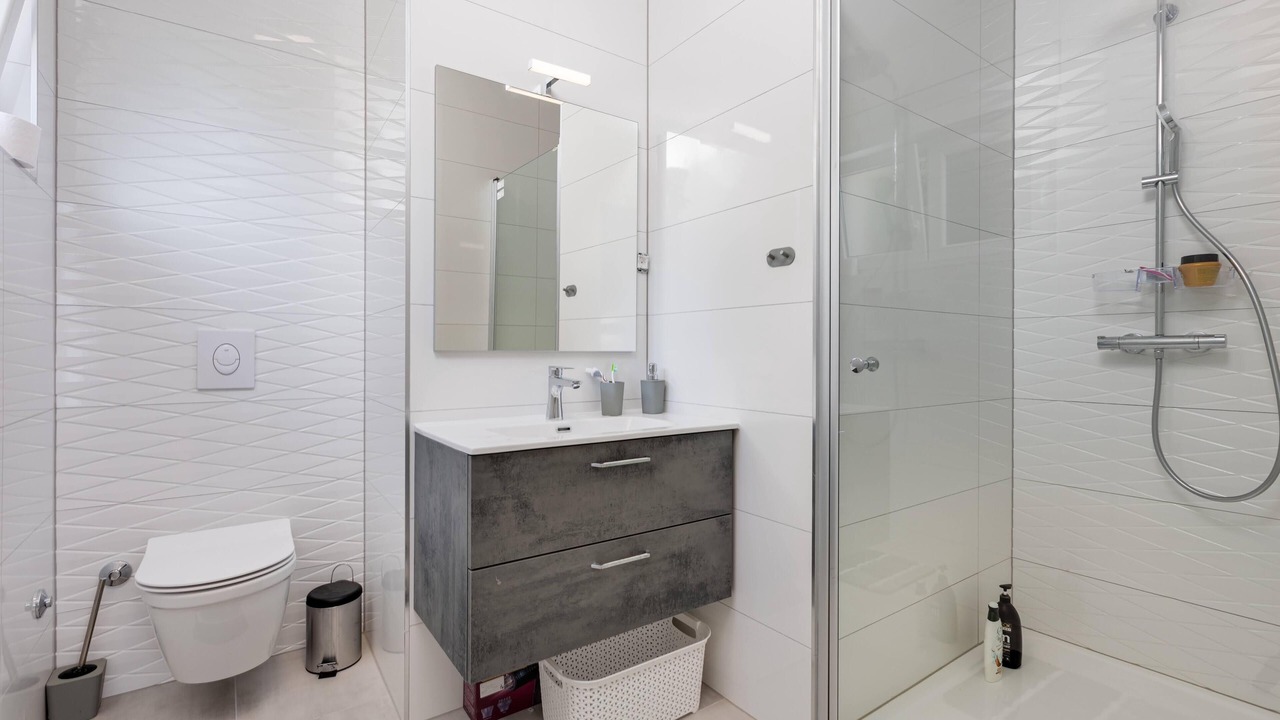 Photo of Bathroom in Sarsoni