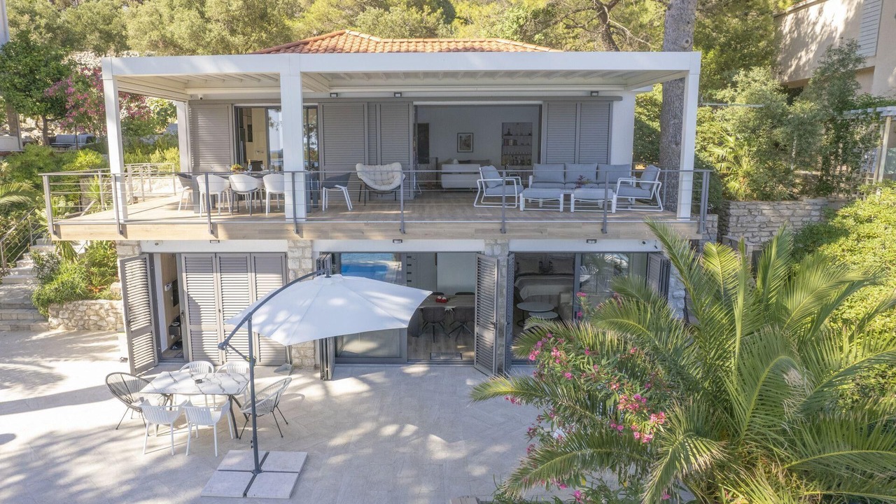 Photo of Outdoor in Cove Murtar