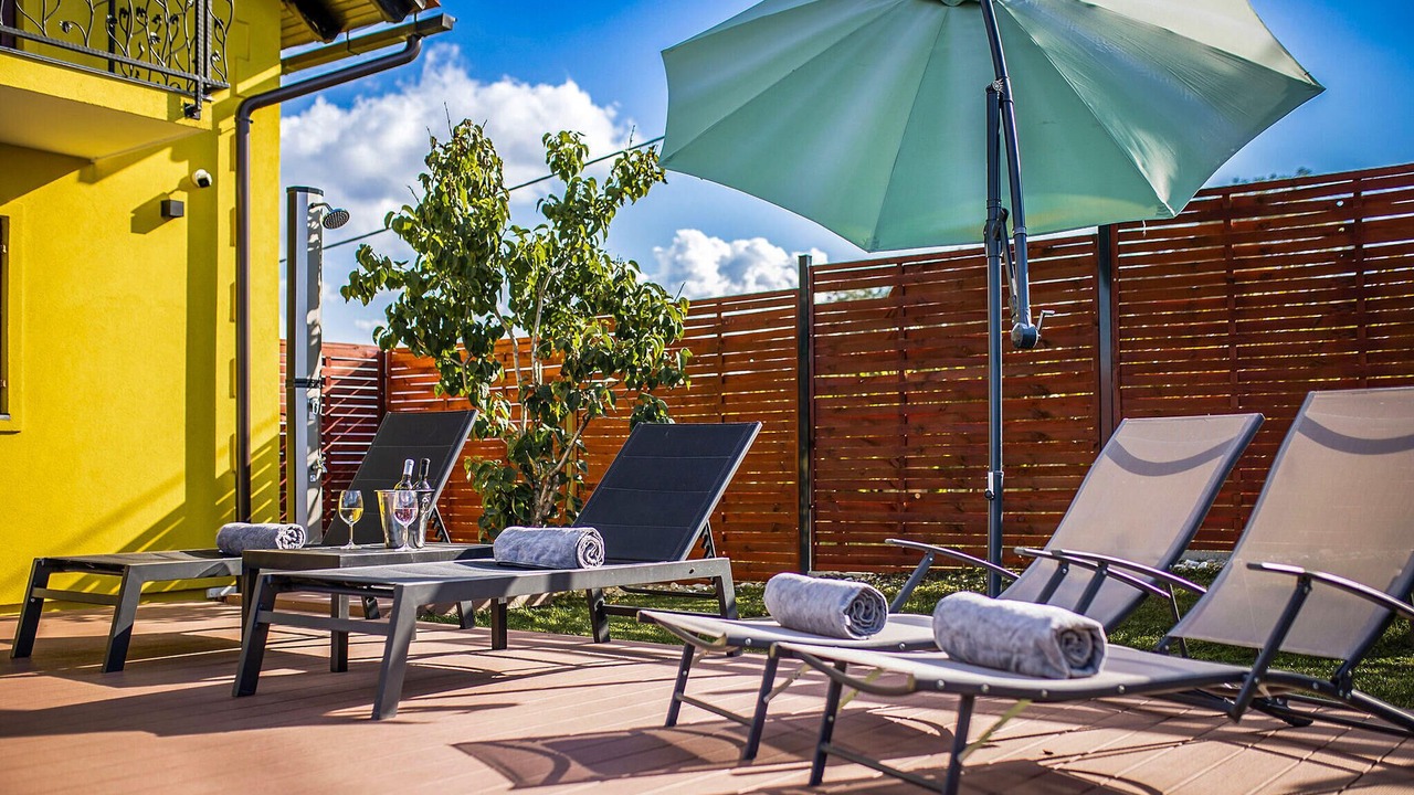 Photo of Outdoor in Pitomaca