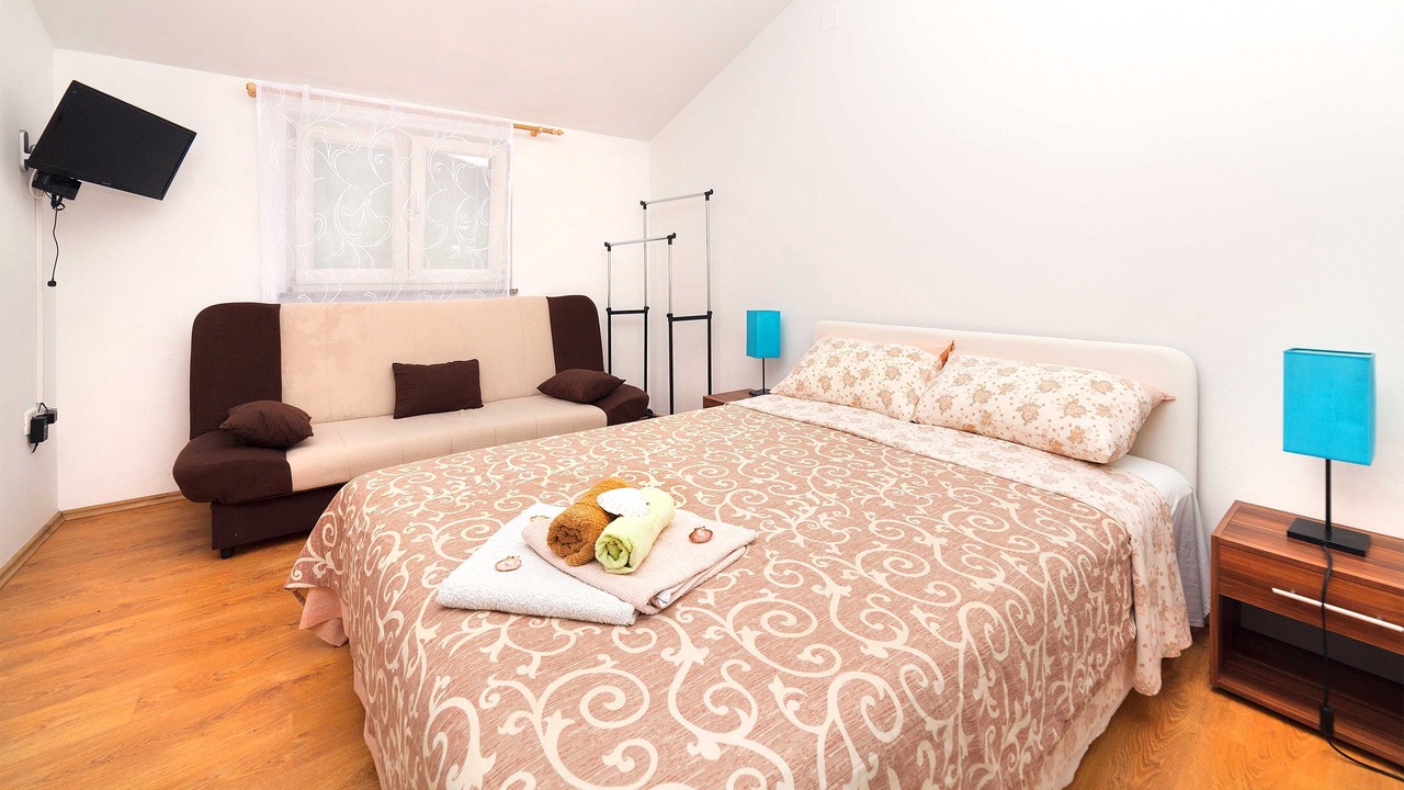 Photo of Bedroom in Brsec