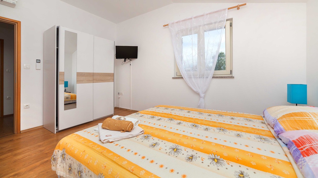 Photo of Bedroom in Brsec