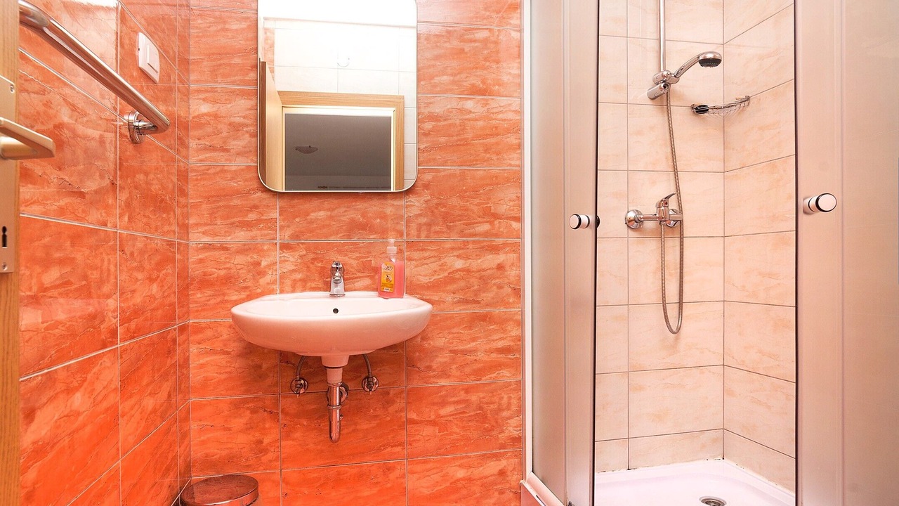 Photo of Bathroom in Brsec