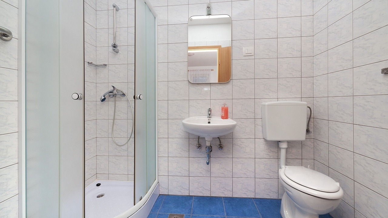 Photo of Bathroom in Brsec