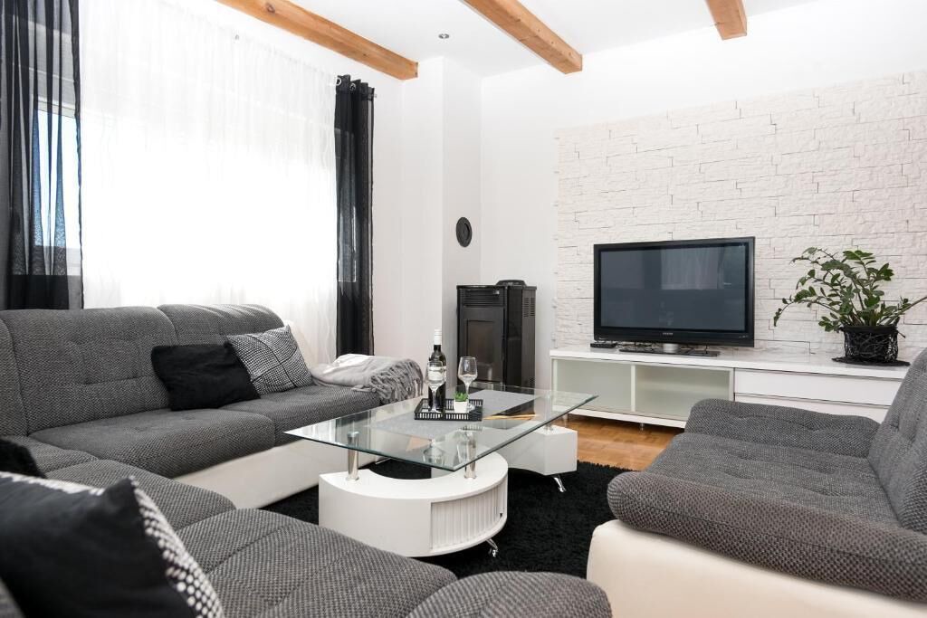 Photo of Livingroom in Crno