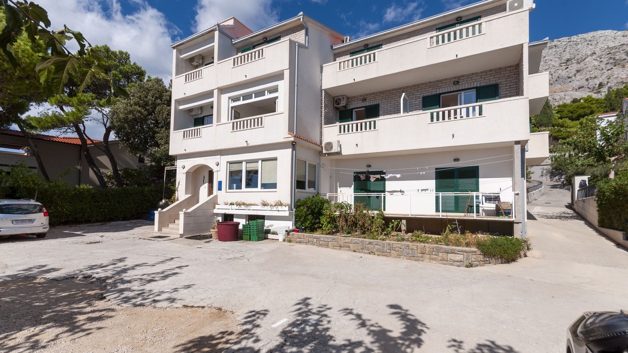 Photo of Outdoor in Medici