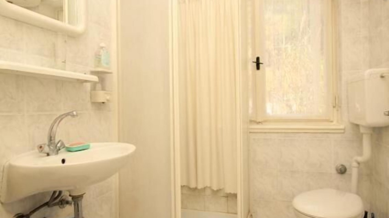 Photo of Bathroom in Batalaza