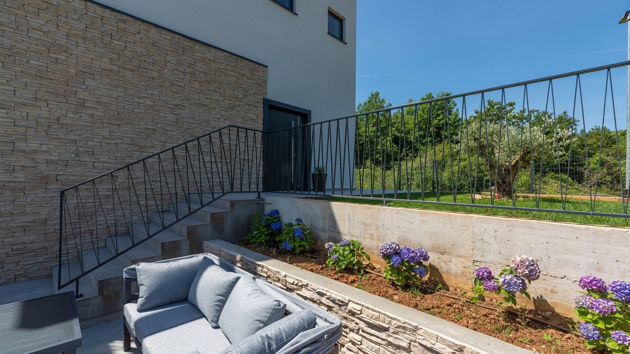 Photo of Patio Balcony in Krsan