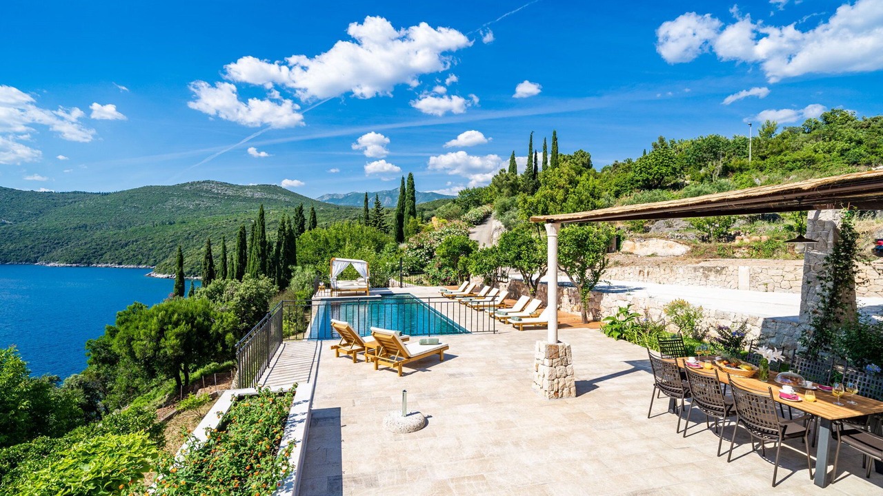 Photo of Outdoor in Molunat