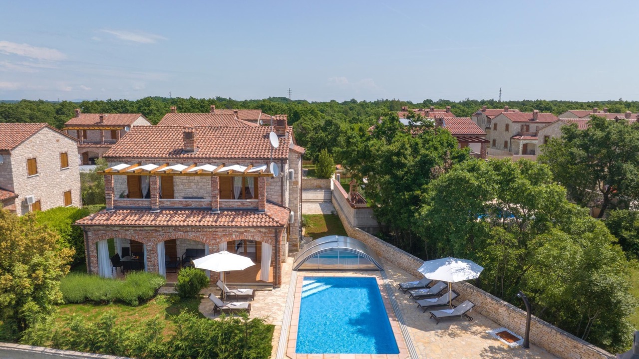 Photo of Outdoor in Cabrunici