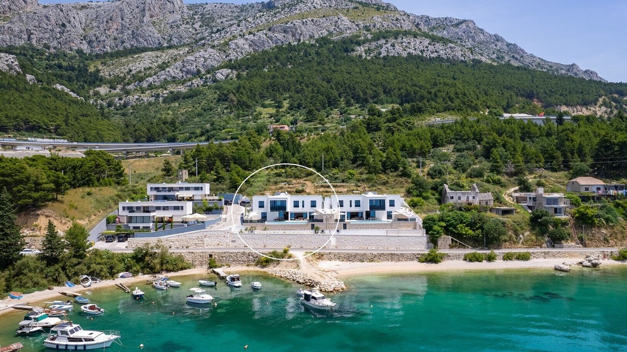 Photo of Others in Omis