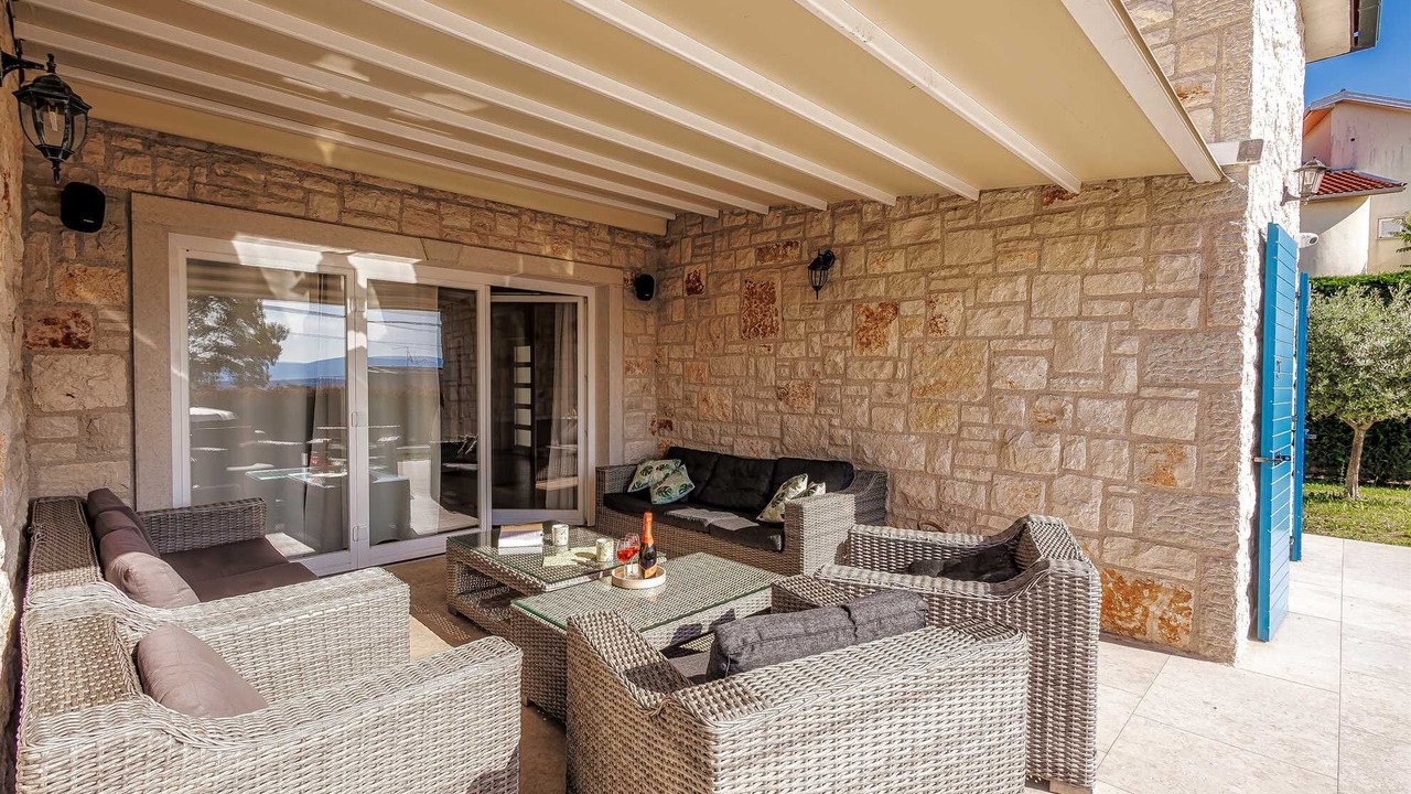 Photo of Patio Balcony in Malinska-Dubasnica