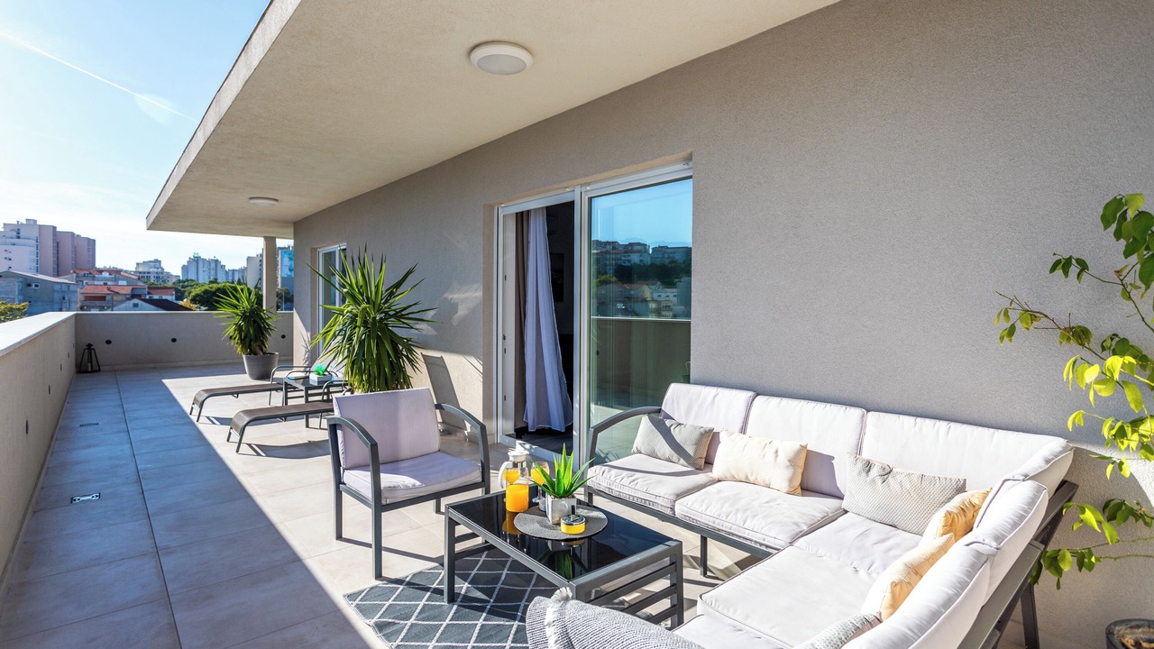 Photo of Patio Balcony in Mejasi