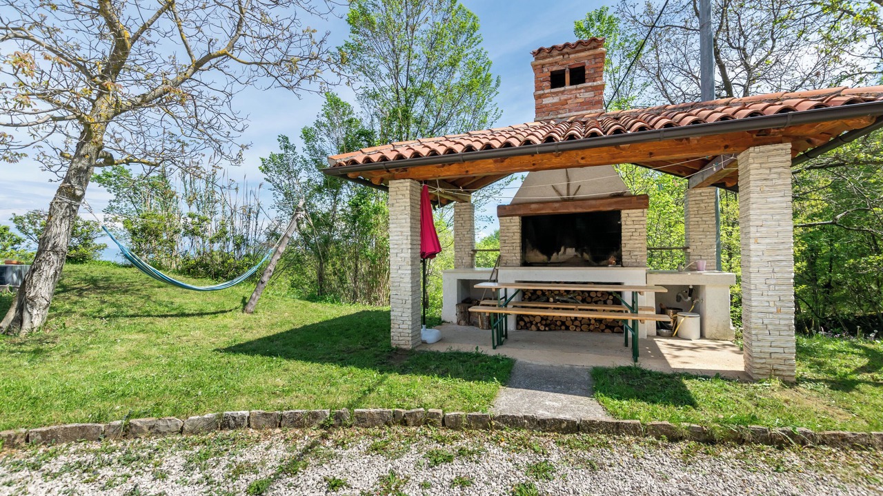 Photo of Outdoor in Sucici