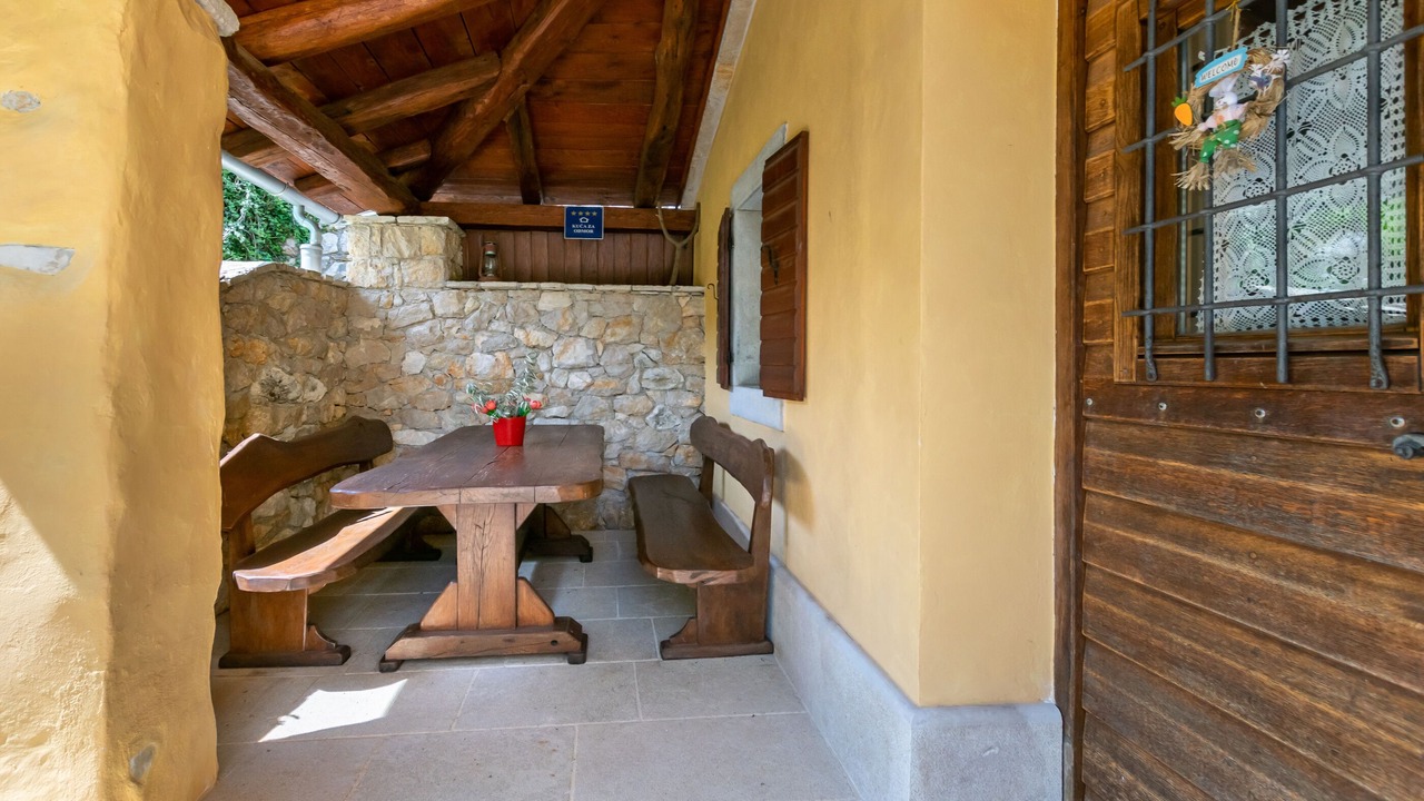 Photo of Outdoor in Sucici