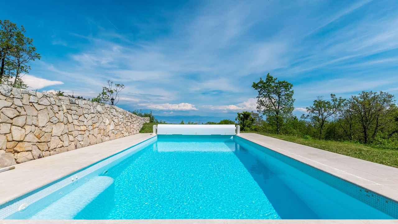 Photo of Outdoor in Sucici