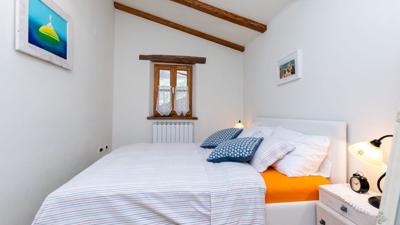 Photo of Bedroom in Sucici