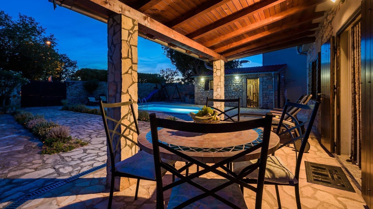 Photo of Outdoor in Promina