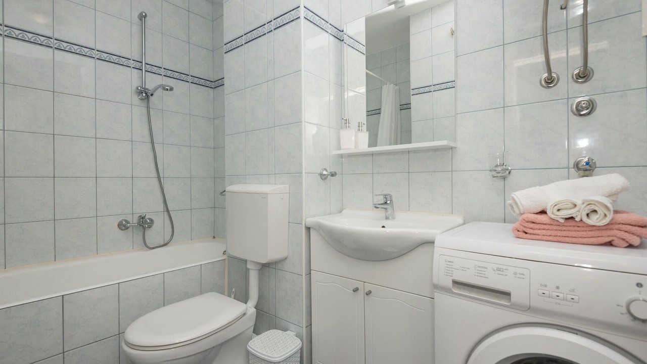 Photo of Bathroom in Istok