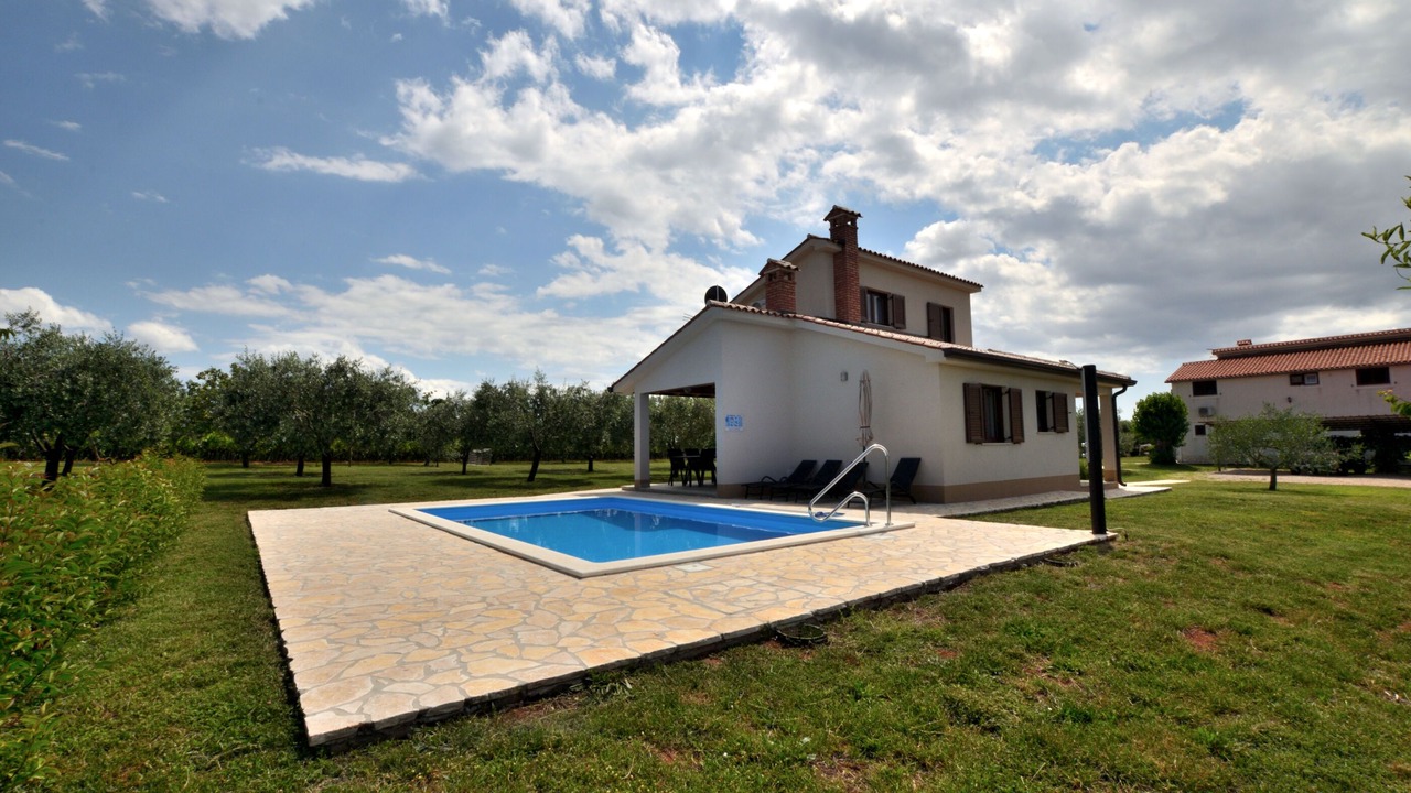 Photo of Outdoor in Lasici