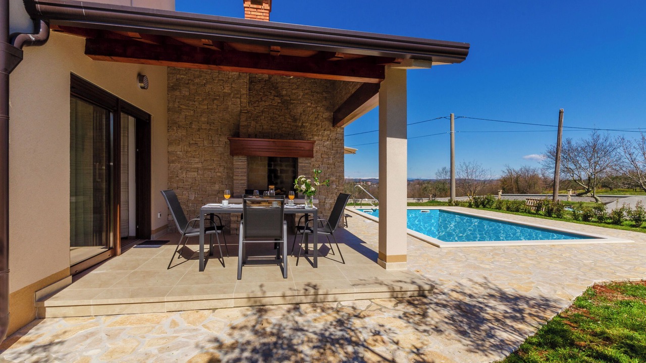 Photo of Outdoor in Lasici