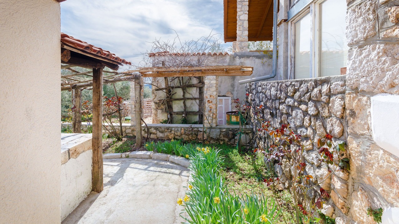 Photo of Outdoor in Obrs