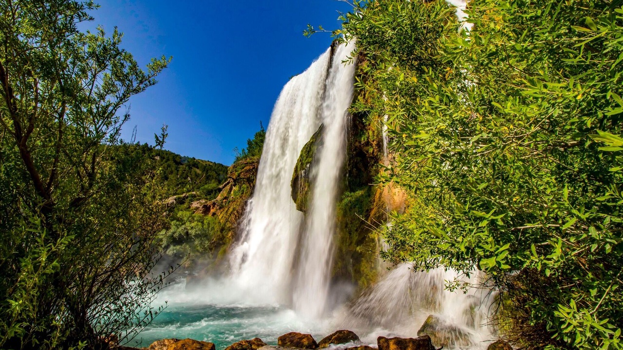 Photo of Outdoor in Cove Parja