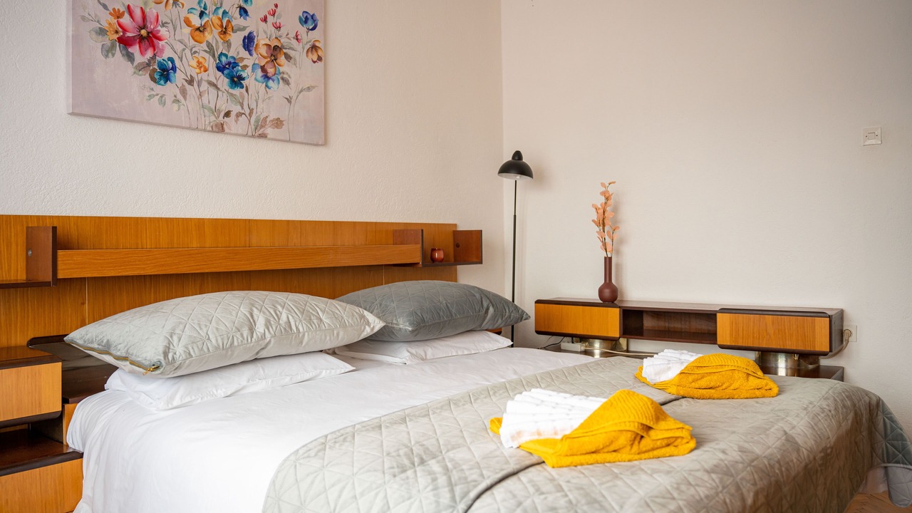 Photo of Bedroom in Cove Parja
