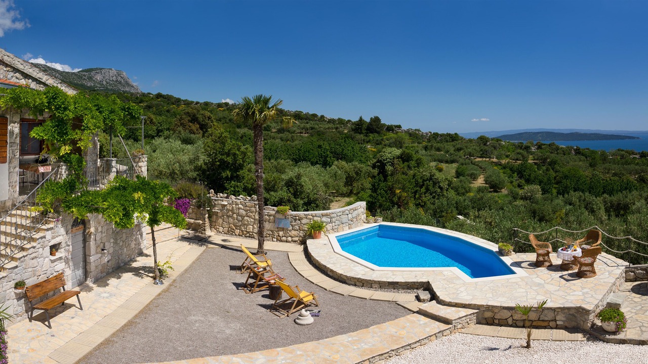 Photo of Outdoor in Kastel Luksic