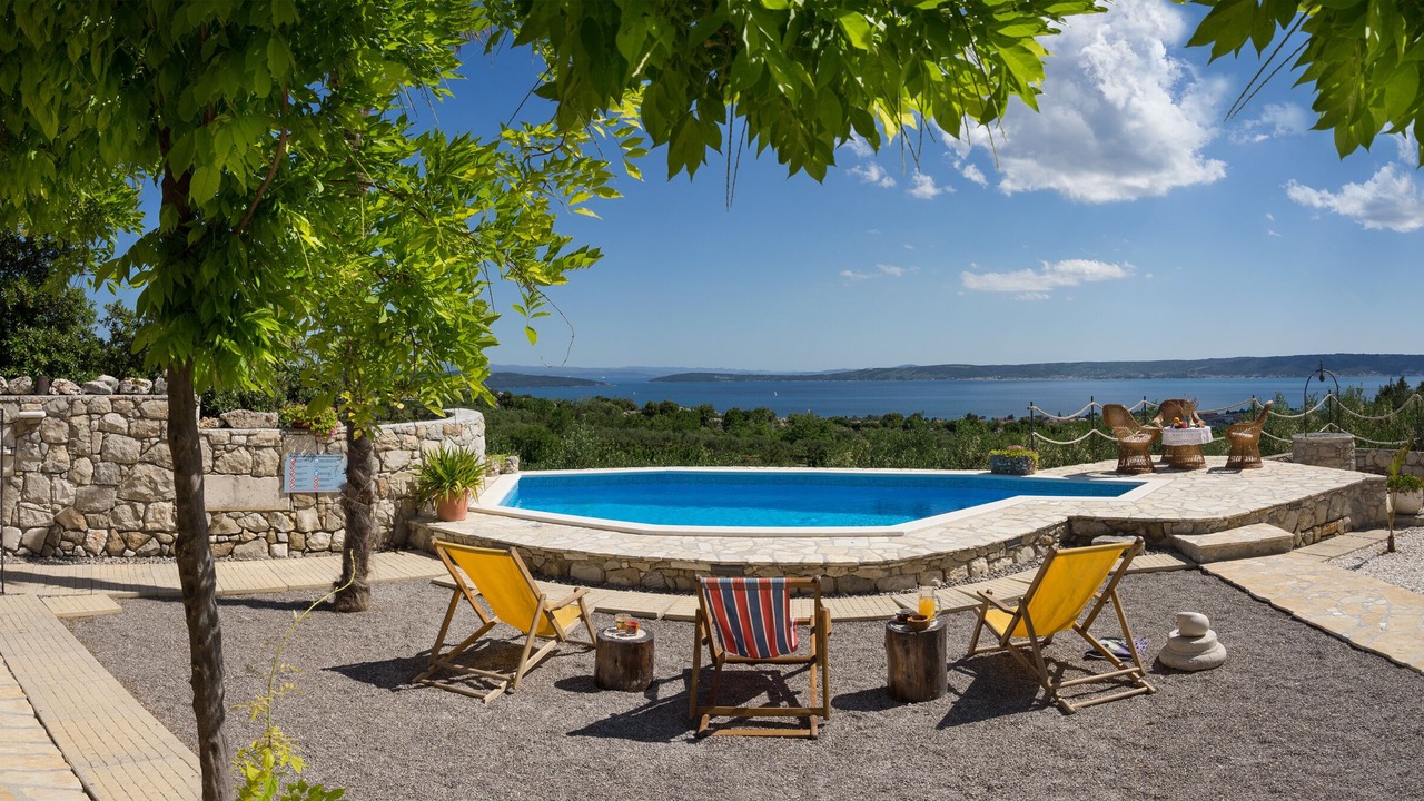 Photo of Outdoor in Kastel Luksic