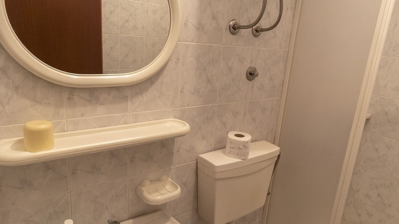 Photo of Bathroom in Cove Murtar