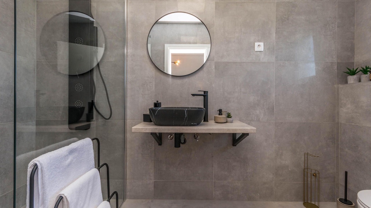 Photo of Bathroom in Tinj