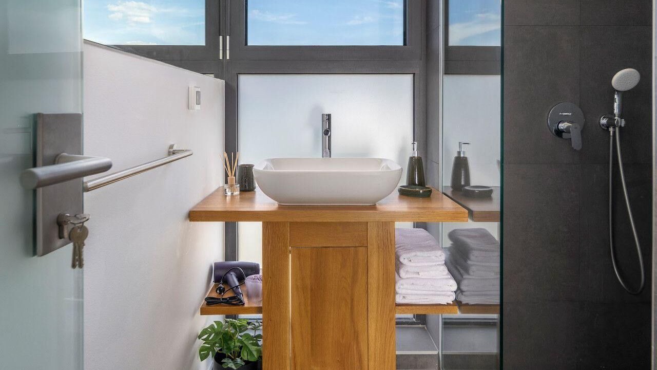 Photo of Bathroom in Kali