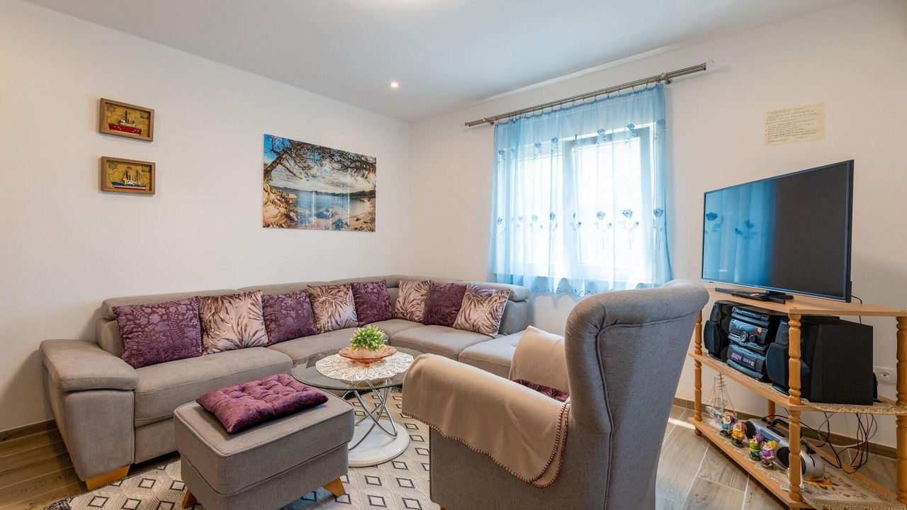 Photo of Bedroom in Gornji Karin