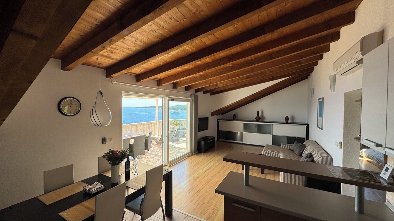 Photo of Livingroom in Milna