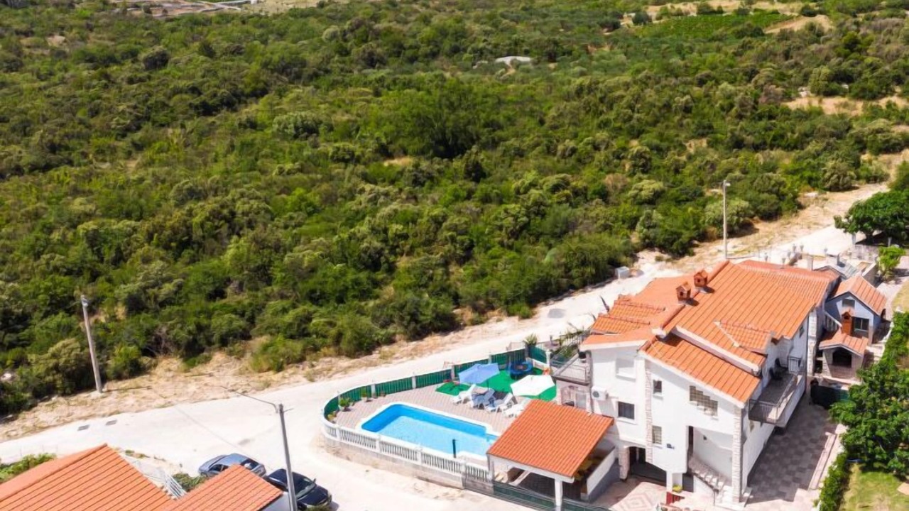 Photo of Outdoor in Rudine