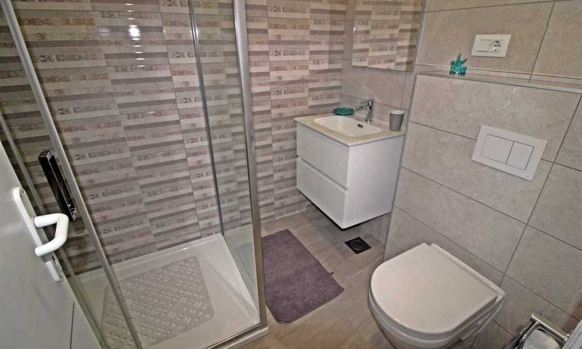 Photo of Bathroom in Valbandon