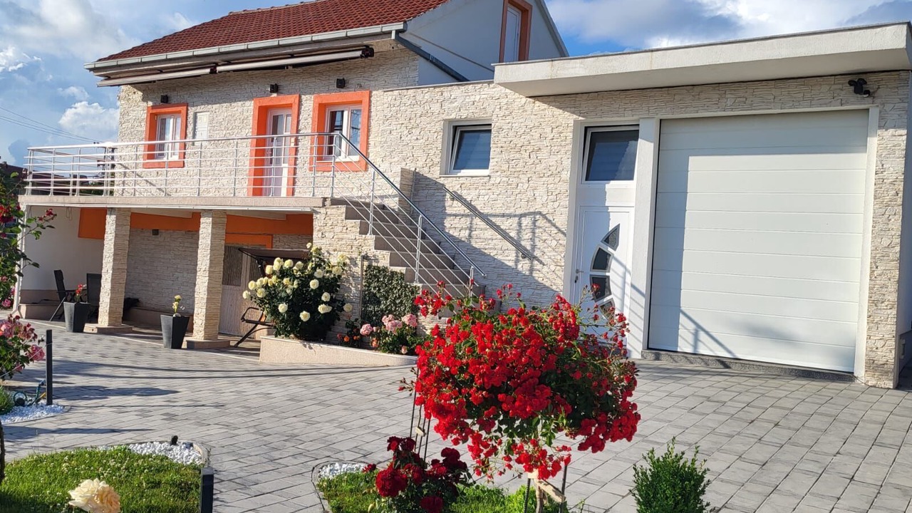 Photo of Outdoor in Velim