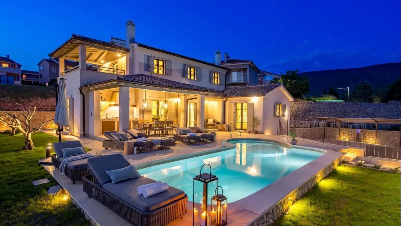 Photo of Outdoor in Cres