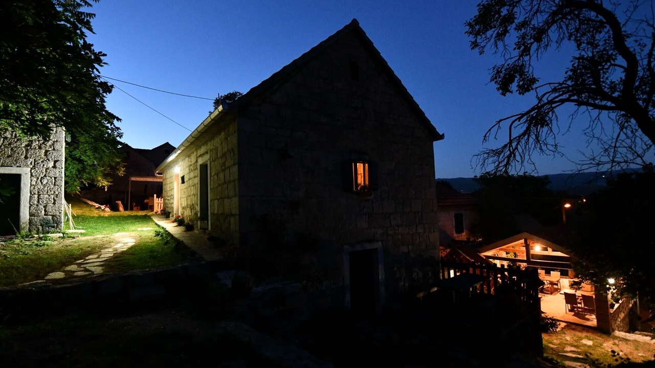 Photo of Outdoor in Citluk