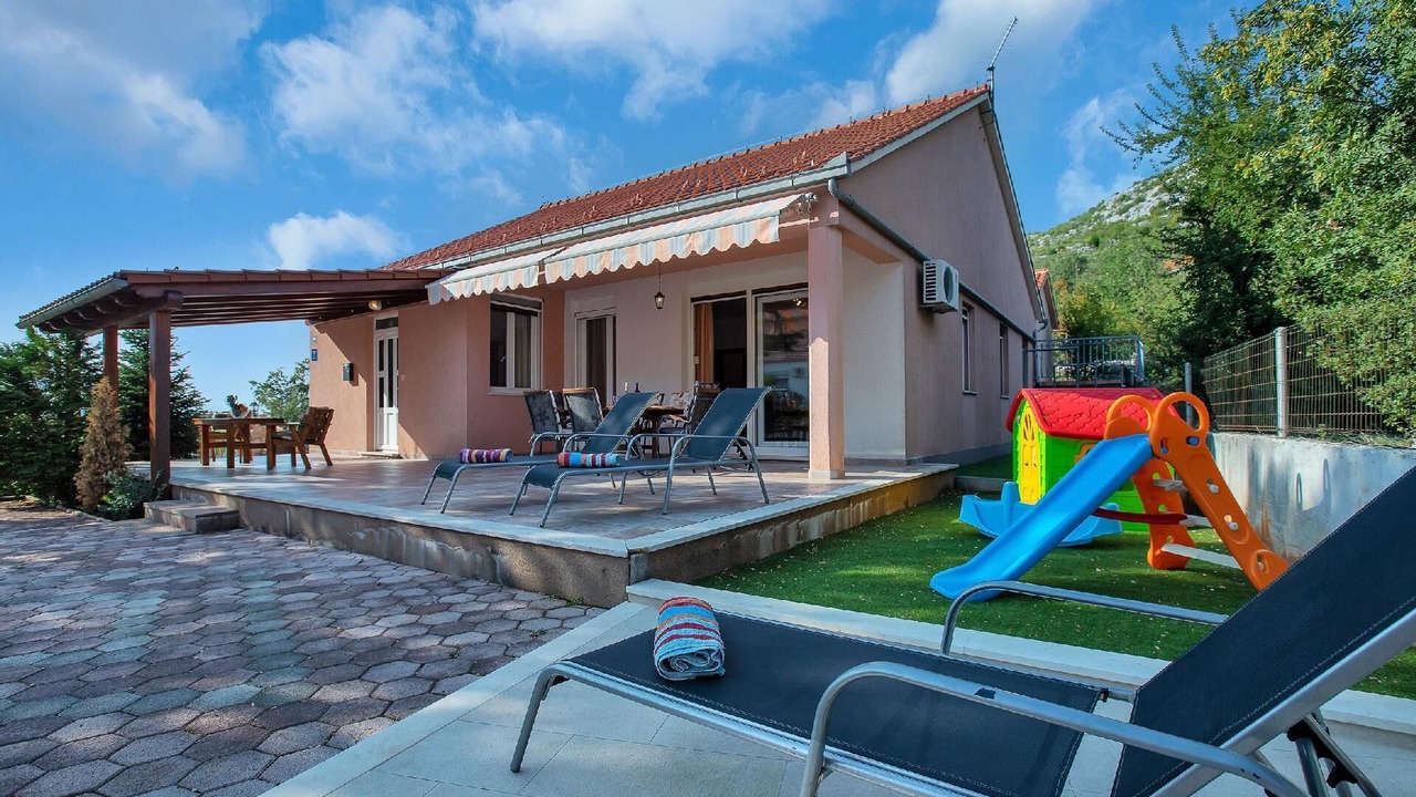 Photo of Patio Balcony in Rastovac