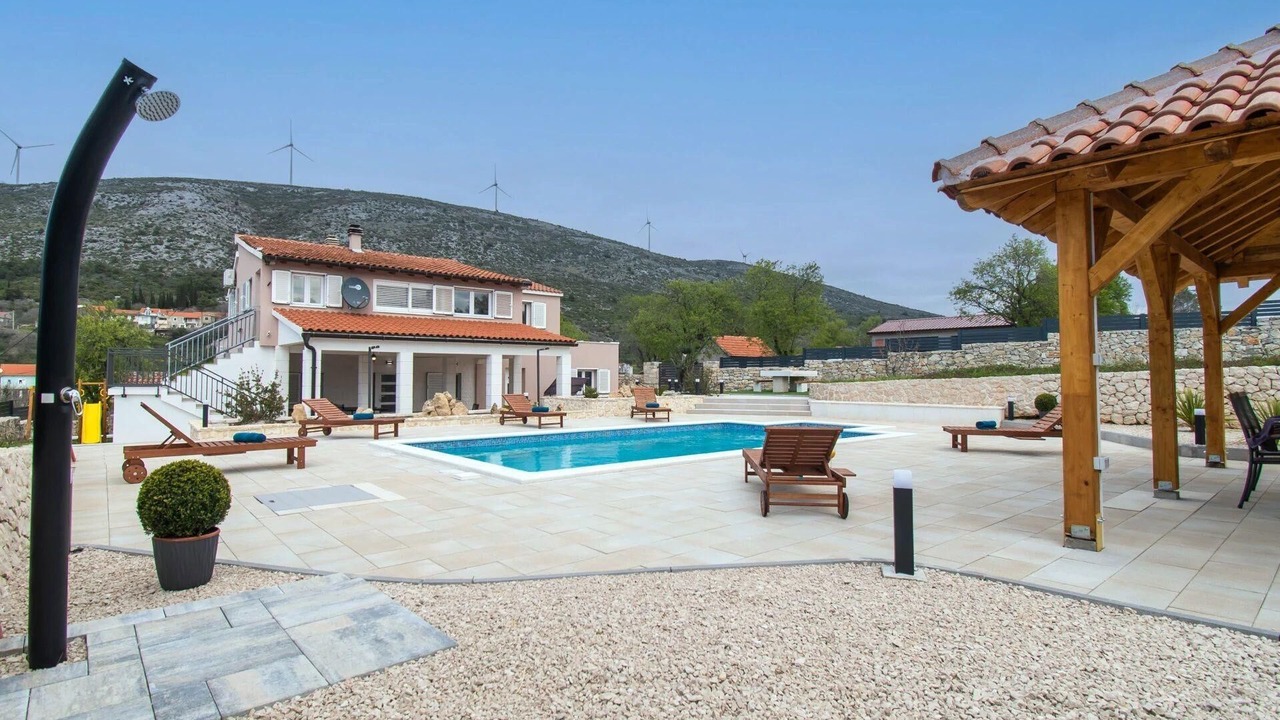 Photo of Outdoor in Danilo