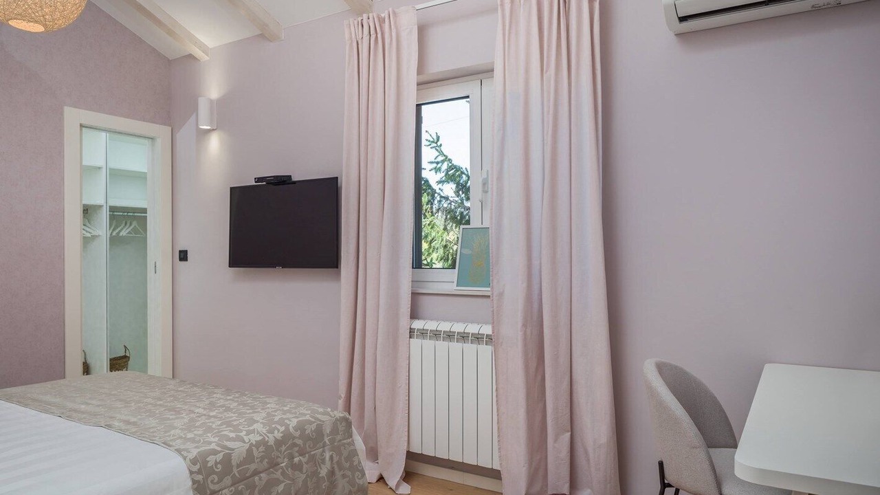 Photo of Bedroom in Grad