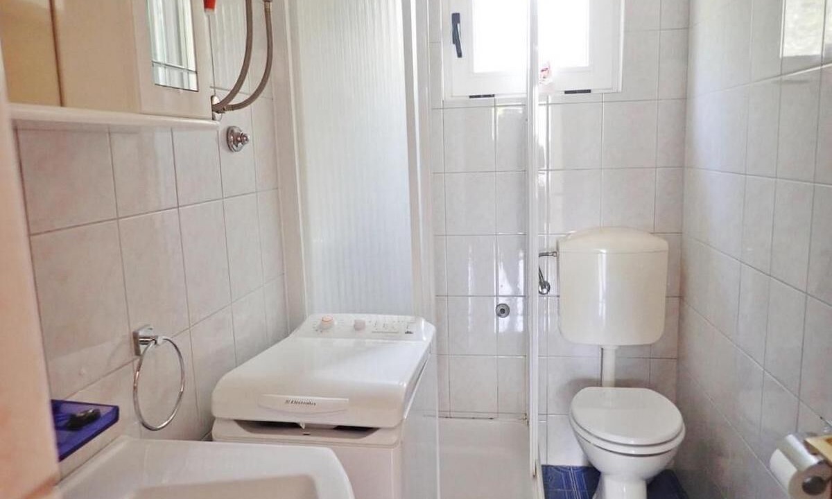 Photo of Bathroom in Seline