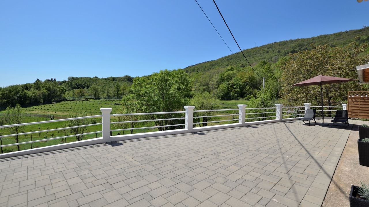 Photo of Patio Balcony in Sveta Jelena