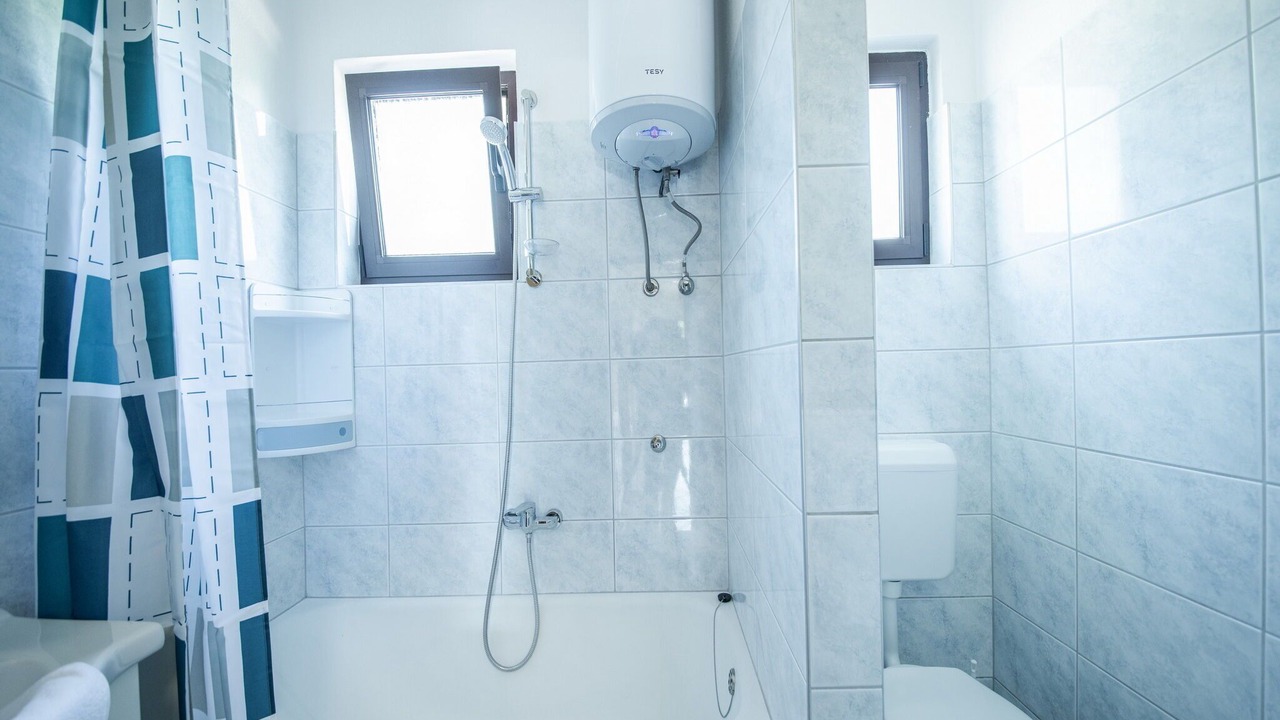 Photo of Bathroom in Seline