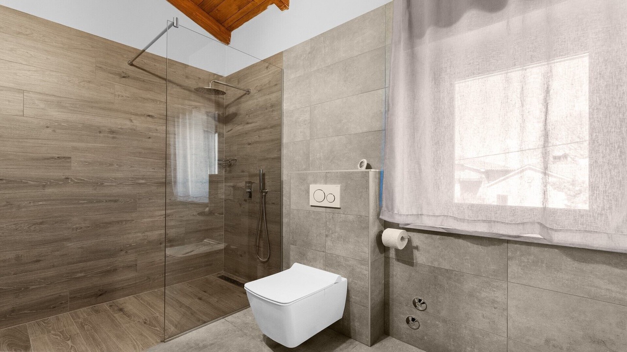 Photo of Bathroom in Groznjan