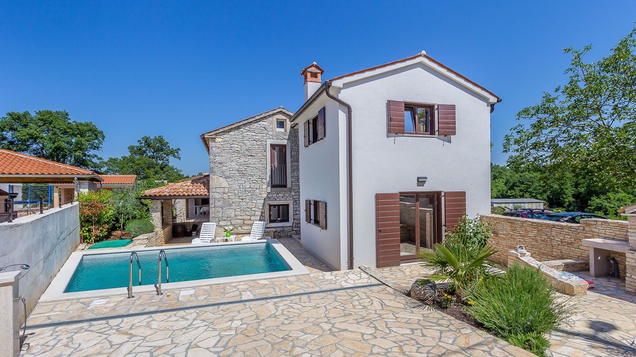 Photo of Outdoor in Peresiji