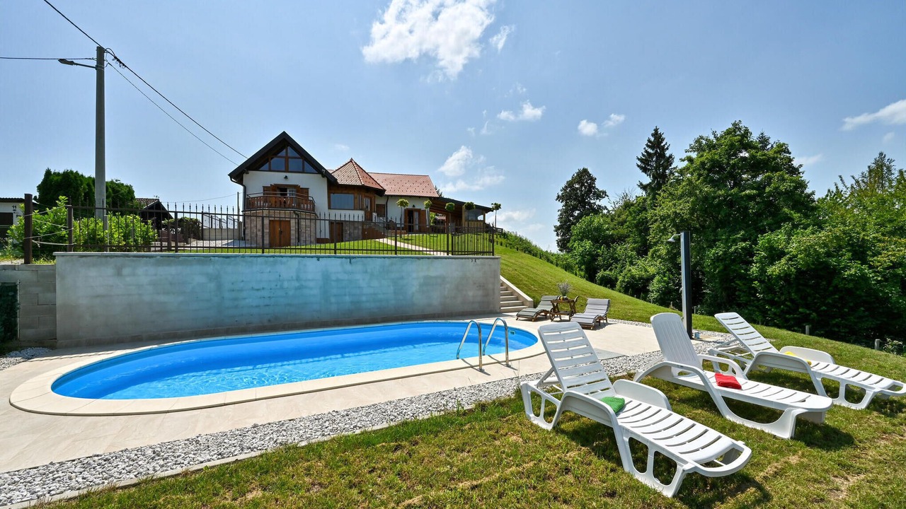 Photo of Outdoor in Veliki Lovrecan