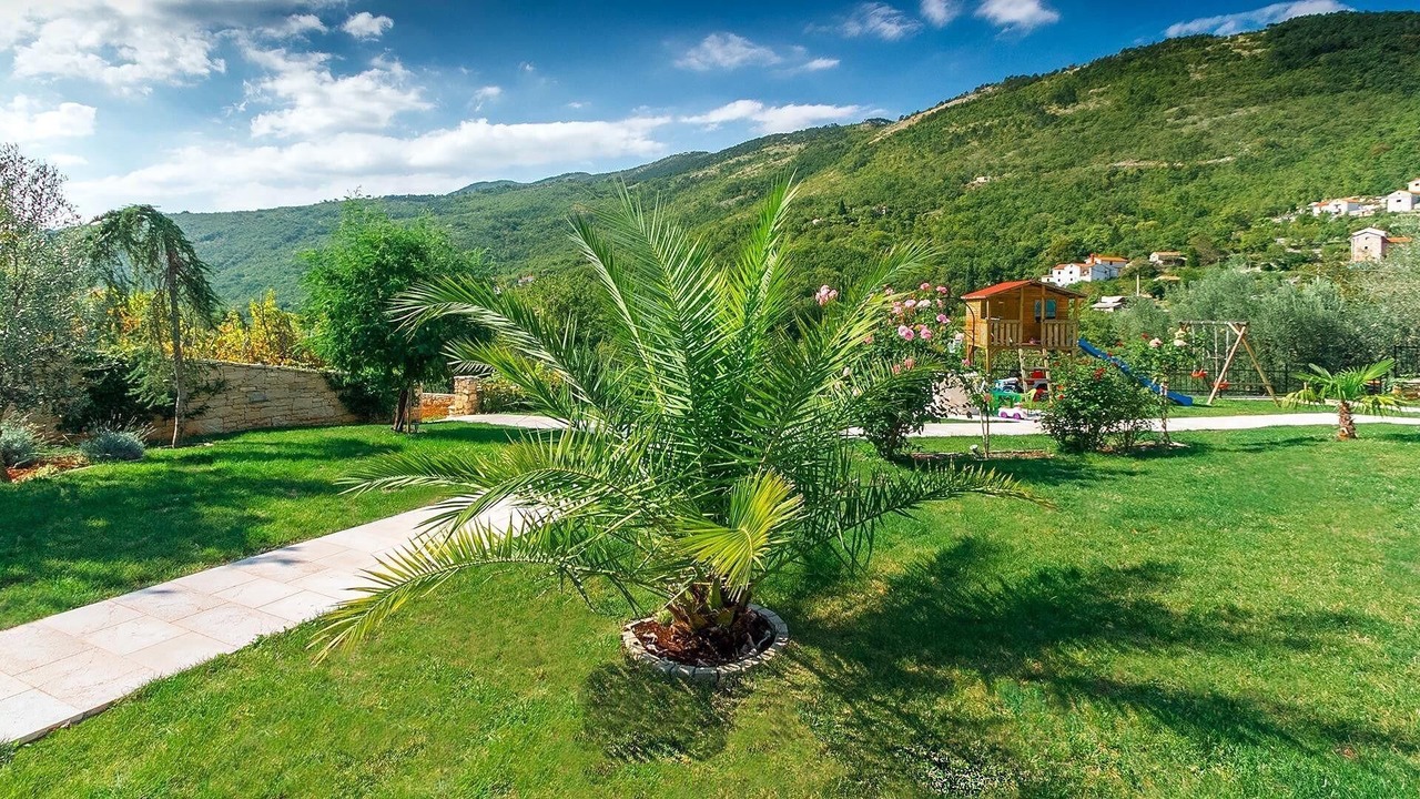 Photo of Outdoor in Golovik