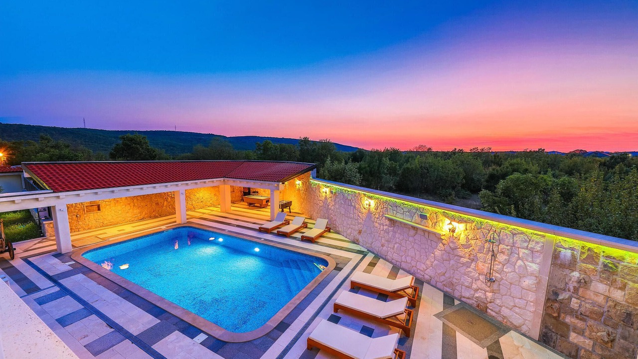Photo of Outdoor in Klis